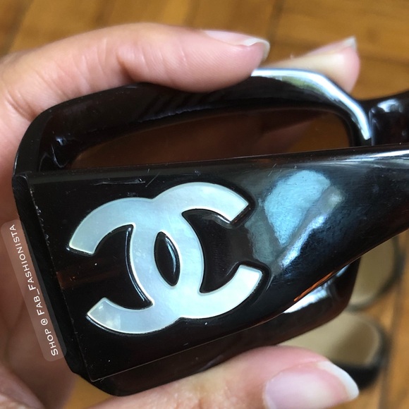 ❗️SOLD❗️CHANEL "mother of the pearl" - Picture 16 of 16